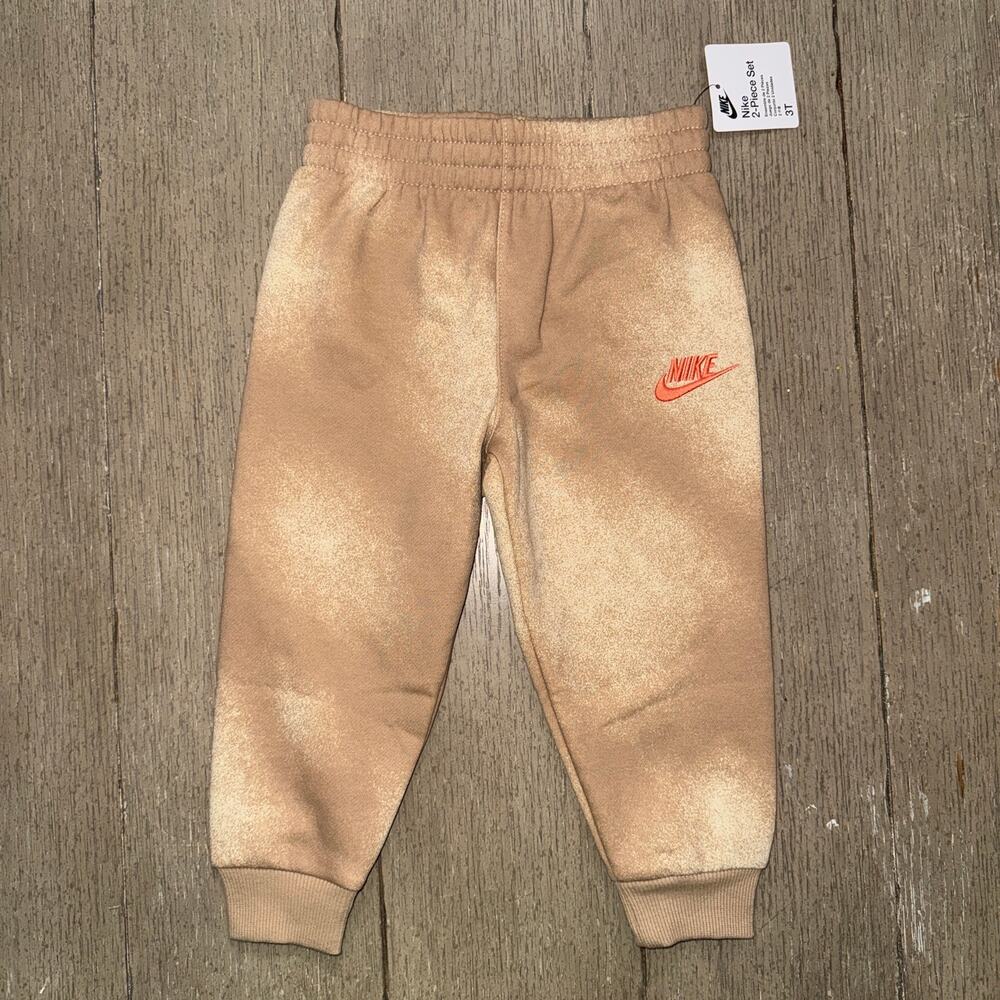 NWT Nike set 3T lightweight fleece in “Hemp” colorway - Picture 3 of 4